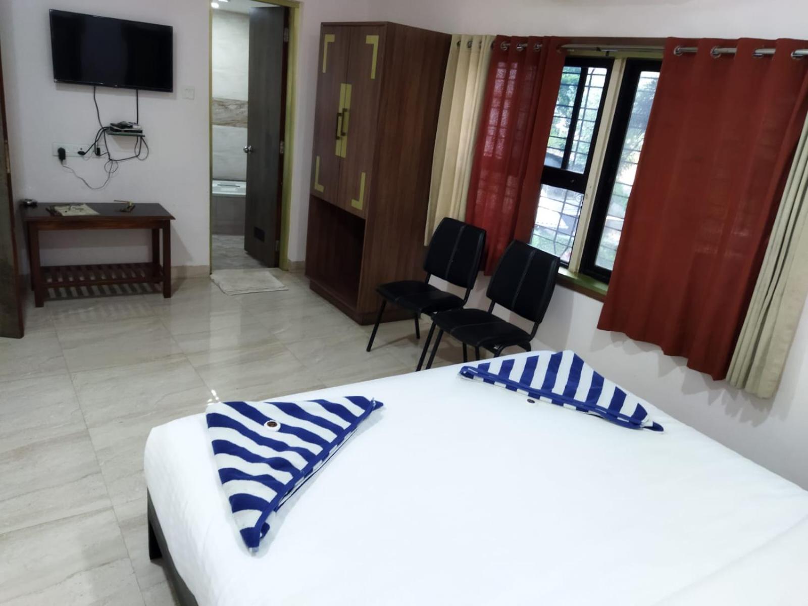 Hotel Laxmi Residency لونافالا المظهر الخارجي الصورة