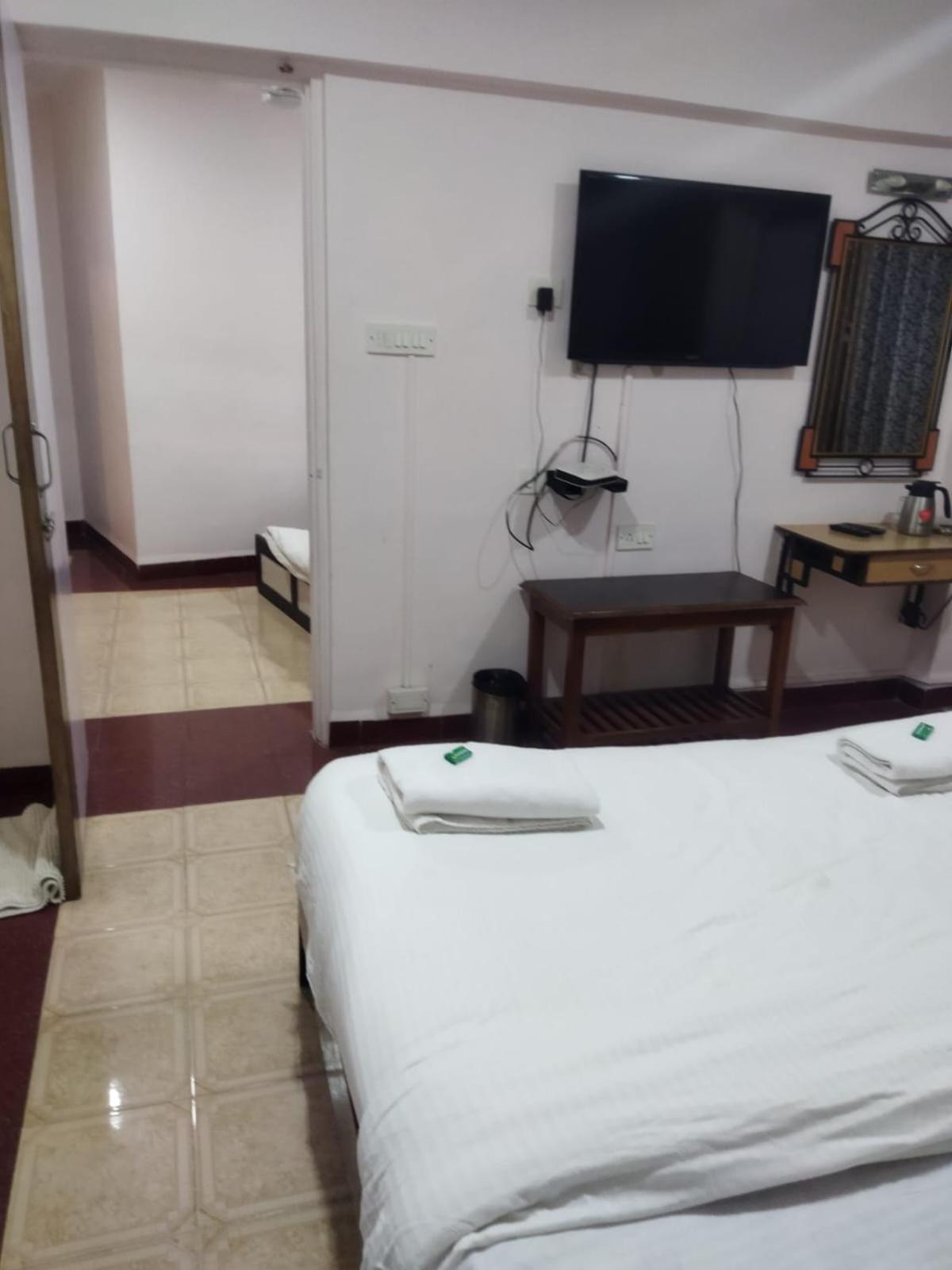 Hotel Laxmi Residency لونافالا المظهر الخارجي الصورة