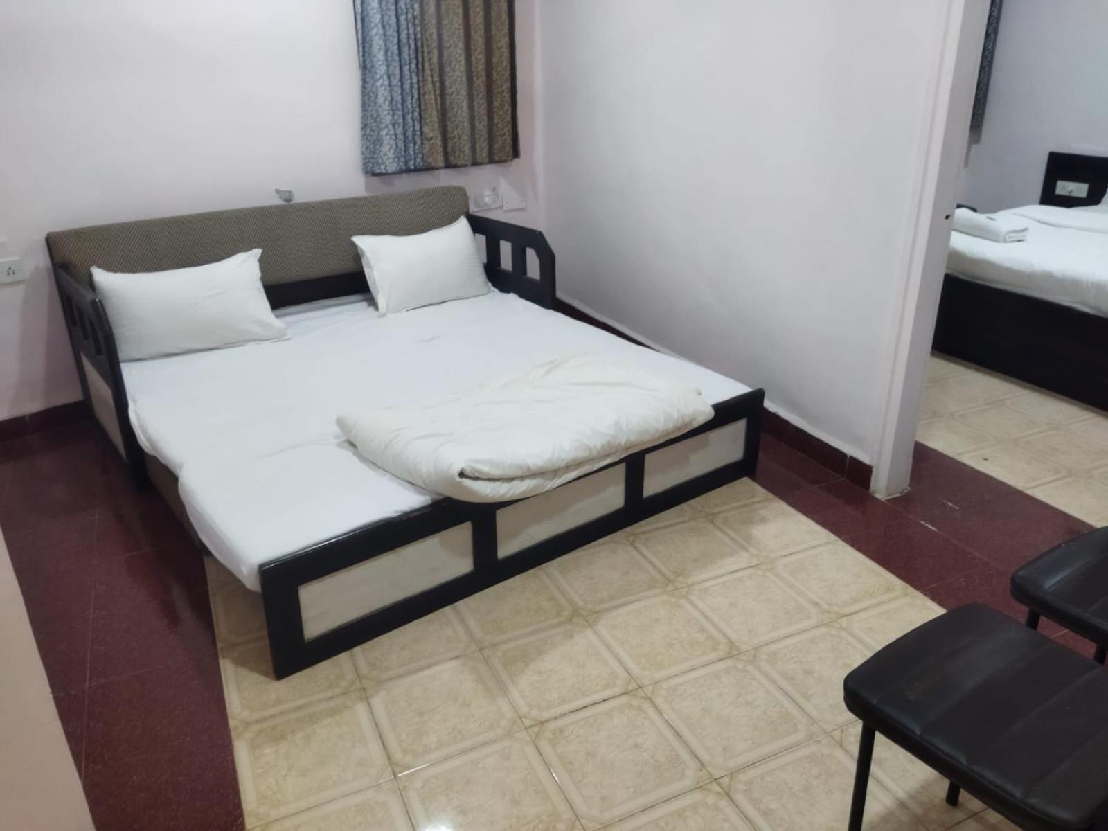 Hotel Laxmi Residency لونافالا المظهر الخارجي الصورة