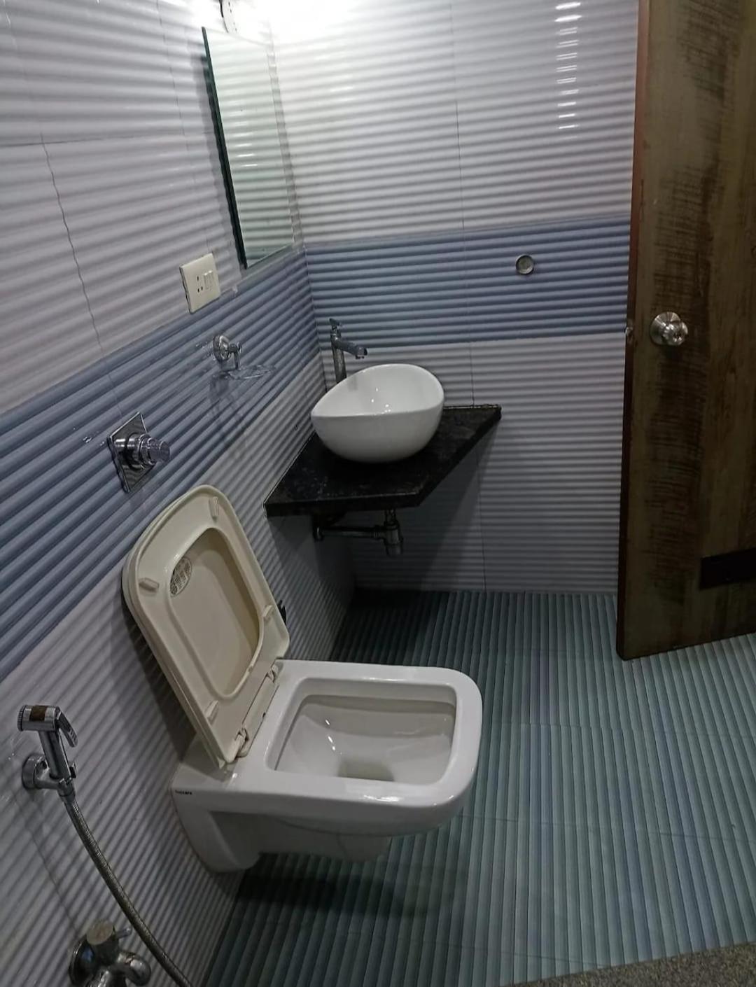 Hotel Laxmi Residency لونافالا المظهر الخارجي الصورة